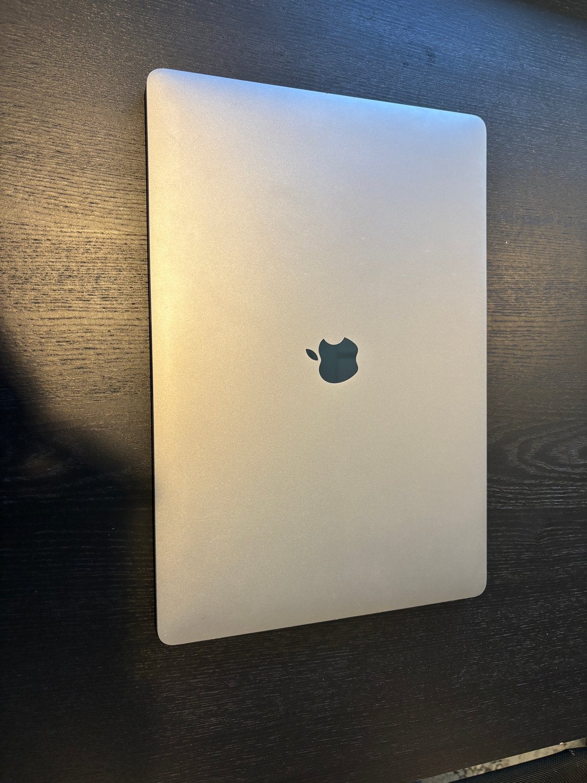 MacBook Pro 16 inch - Moet nu weg!, Computers en Software, Qwerty, 8 GB, 512 GB, Zo goed als nieuw