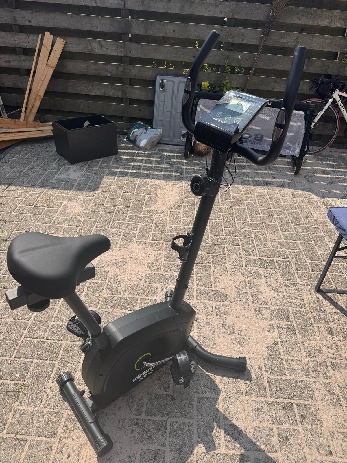 VirtuFit Hometrainer HTR 1.0 - Zo goed als nieuw, Sport en Fitness, Ophalen, Zo goed als nieuw, Metaal, Benen