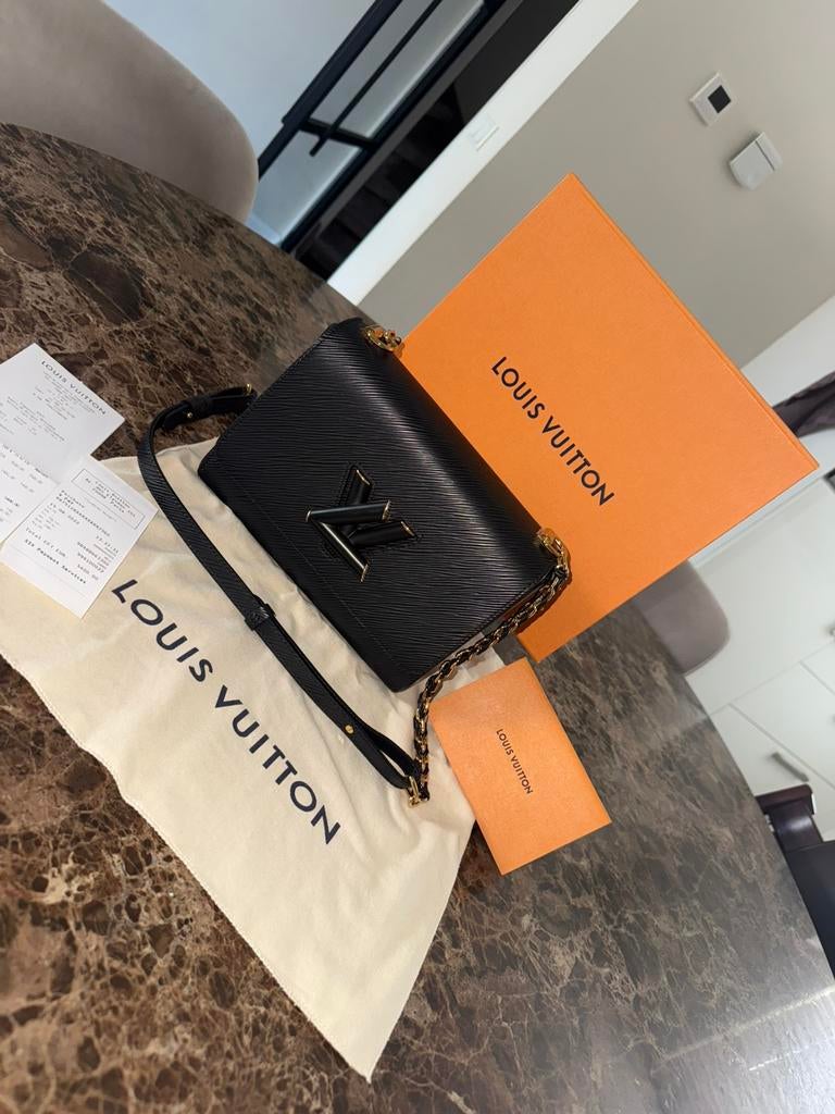 Louis Vuitton Twist MM Bag – Zwart Épi-leer, Ophalen of Verzenden, Zo goed als nieuw, Zwart, Leer