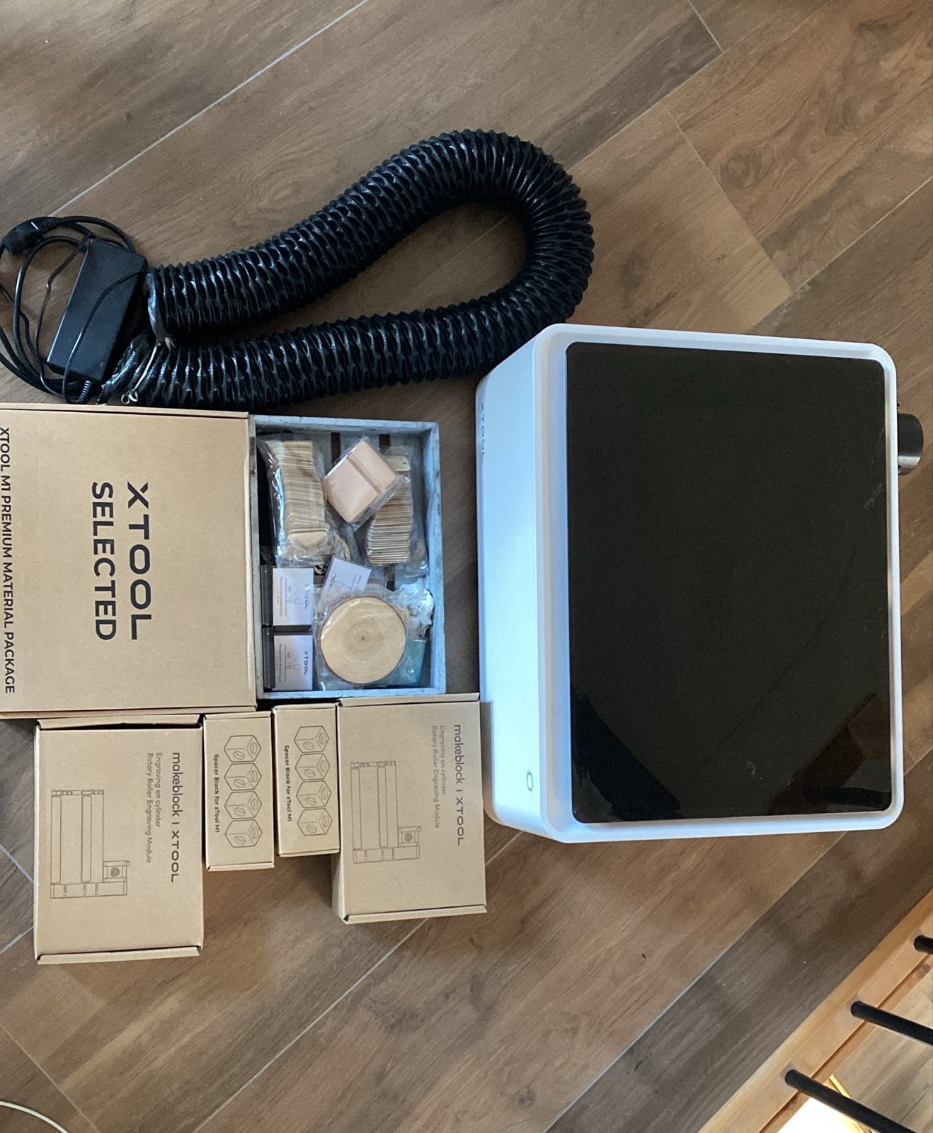 xTool M1 Laser Graveermachine & Snijder met Accessoires, Ophalen, Zo goed als nieuw