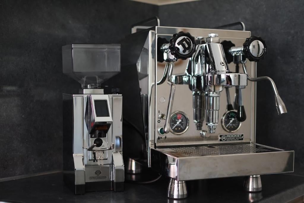 Rocket Giotto espressomachine + Eureka Specialita maler, Ophalen, Gebruikt, Espresso apparaat, 10 kopjes of meer