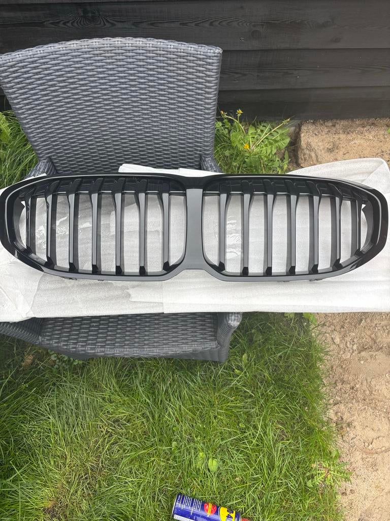 Zwarte Grill BMW 1 Serie F41 - Nieuwstaat, Ophalen, Nieuw, Voor, BMW