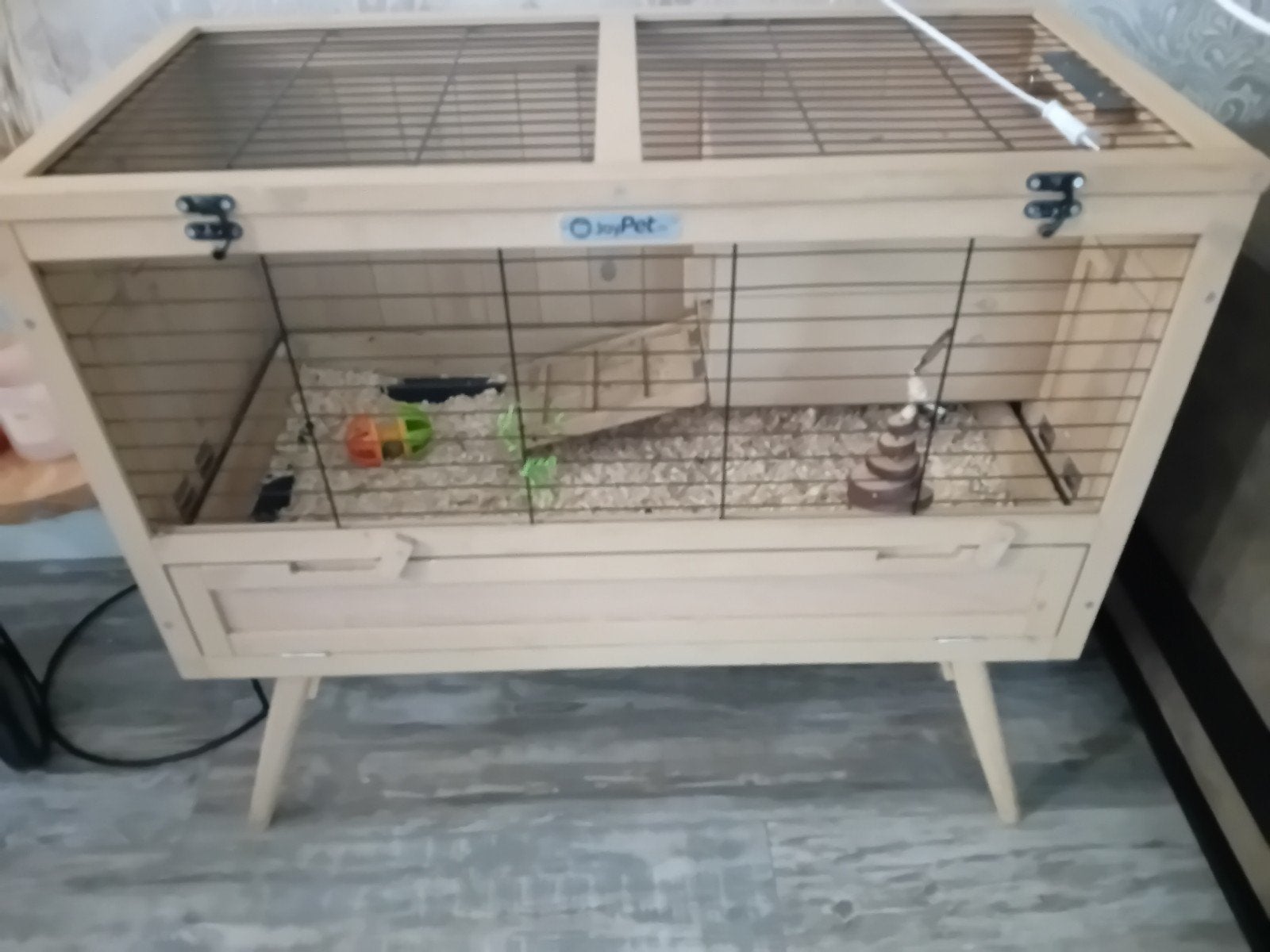 Konijnen hok + toilet (hoppy is te verwijderen neem ik aan), Ophalen, Kooi, 60 tot 90 cm, Zo goed als nieuw