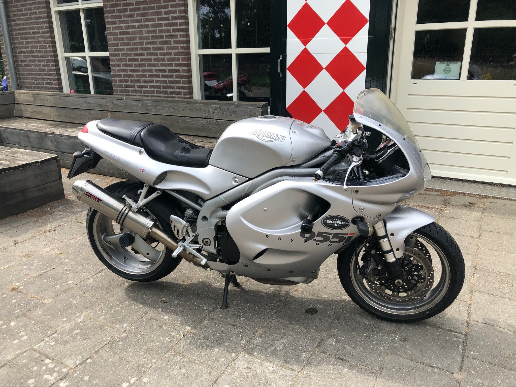Triumph DAYTONA 955I (bj 2000), Triumph Motorcycles Ltd., Bedrijf, After.sales@triumph.co.uk, Sport