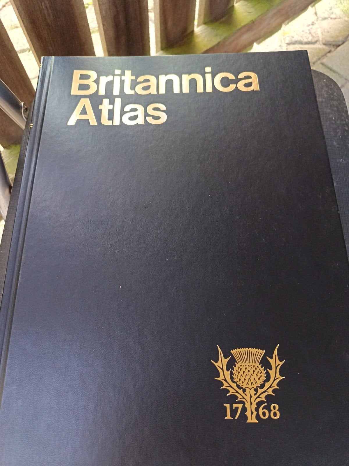 Britannica Atlas - Wereldatlas in zeer goede staat, Overige atlassen, Ophalen of Verzenden, Zo goed als nieuw, 1800 tot 2000