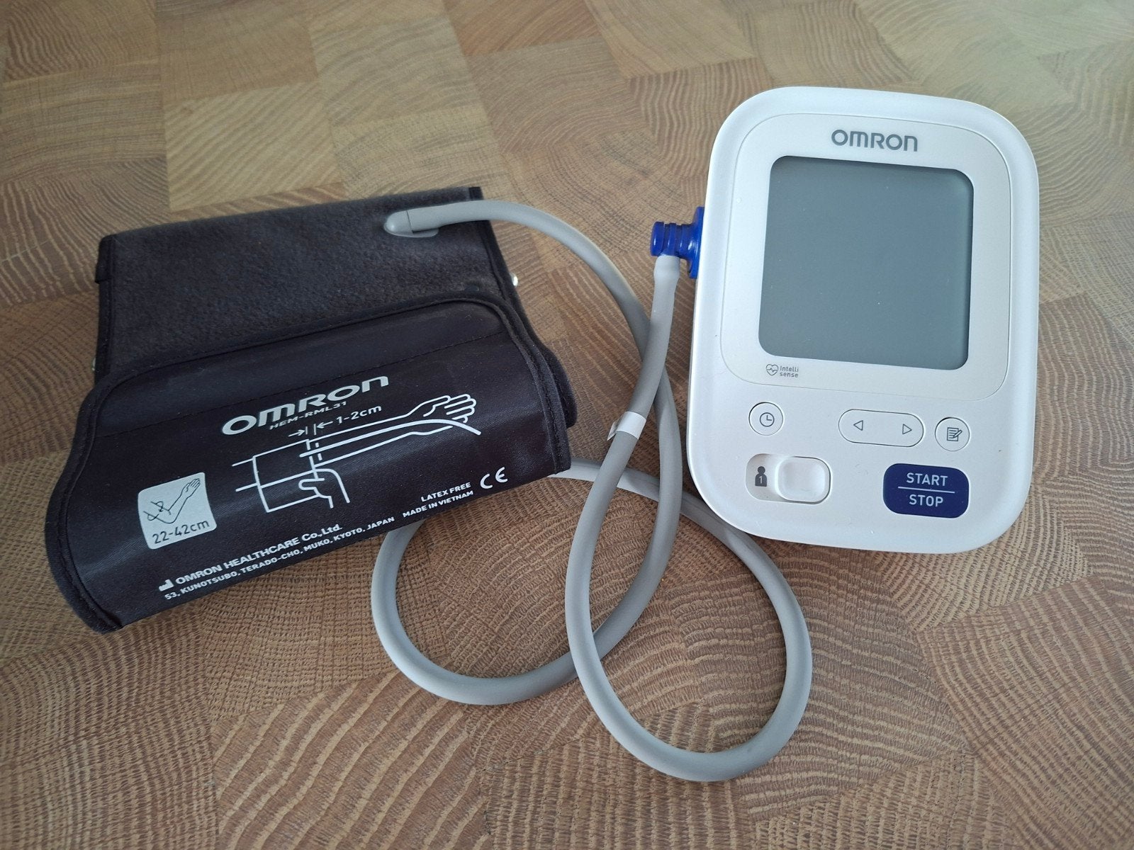 Omron M3 Bloeddrukmeter (HEM-7154-E), Ophalen of Verzenden