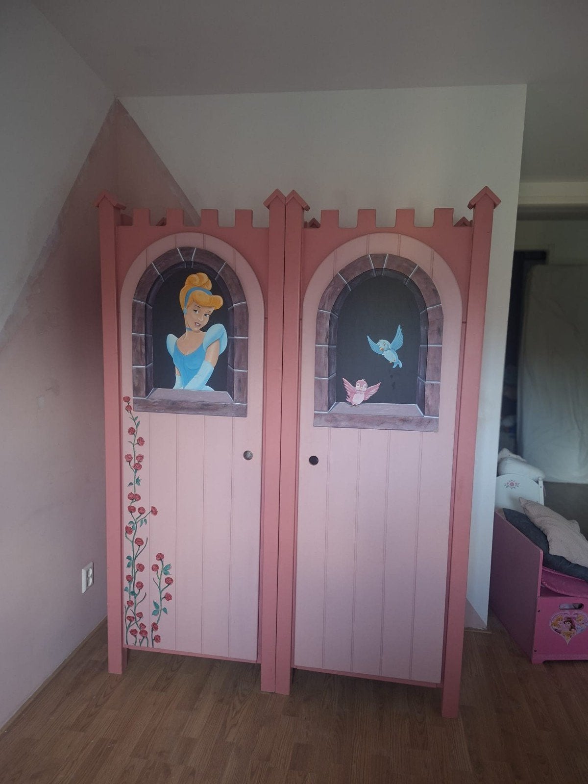 Handgeschilderde Disney Kledingkast - Prinsessenkasteel, Ophalen, Gebruikt, Kast, 50 tot 70 cm