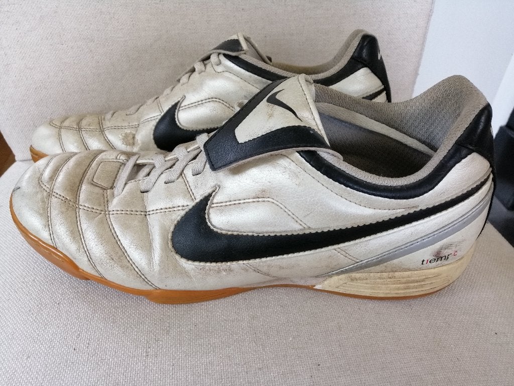 NIKE zaal indoor sportschoenen Tiempo maat 46, Maat XS of kleiner, Ophalen of Verzenden, Schoenen