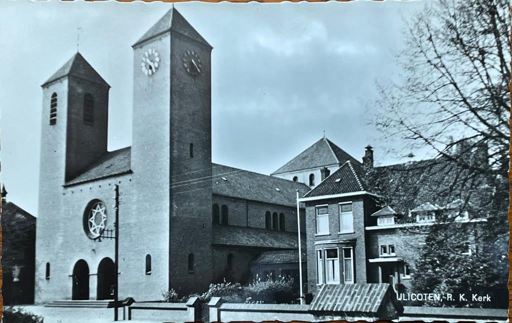 Ulicoten, Kerk en Pastorie ca 1960, Verzenden, 1960 tot 1980, Ongelopen, Noord-Brabant
