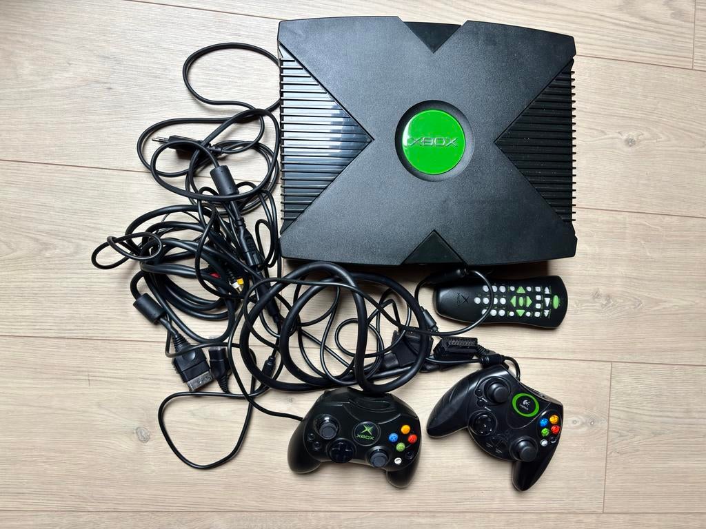 Xbox original met 7 topgames: GTA, Splinter Cell, True Crime, Spelcomputers en Games, Ophalen of Verzenden, Gebruikt, Met 2 controllers
