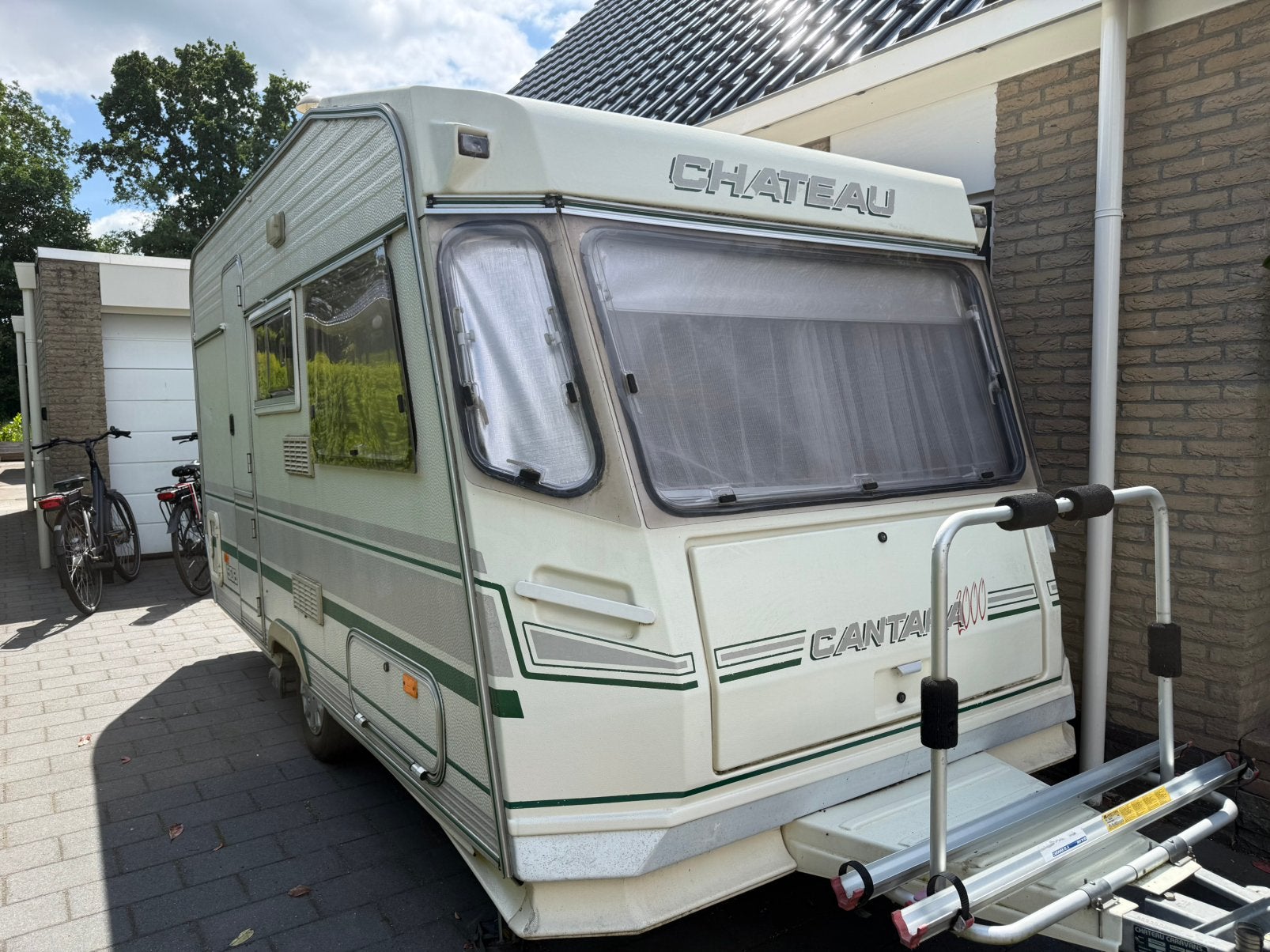 Chateau Cantara 908 inclusief moover, Caravans en Kamperen, Caravans, Rondzit, Ringverwarming, Particulier, 500 - 750 kg