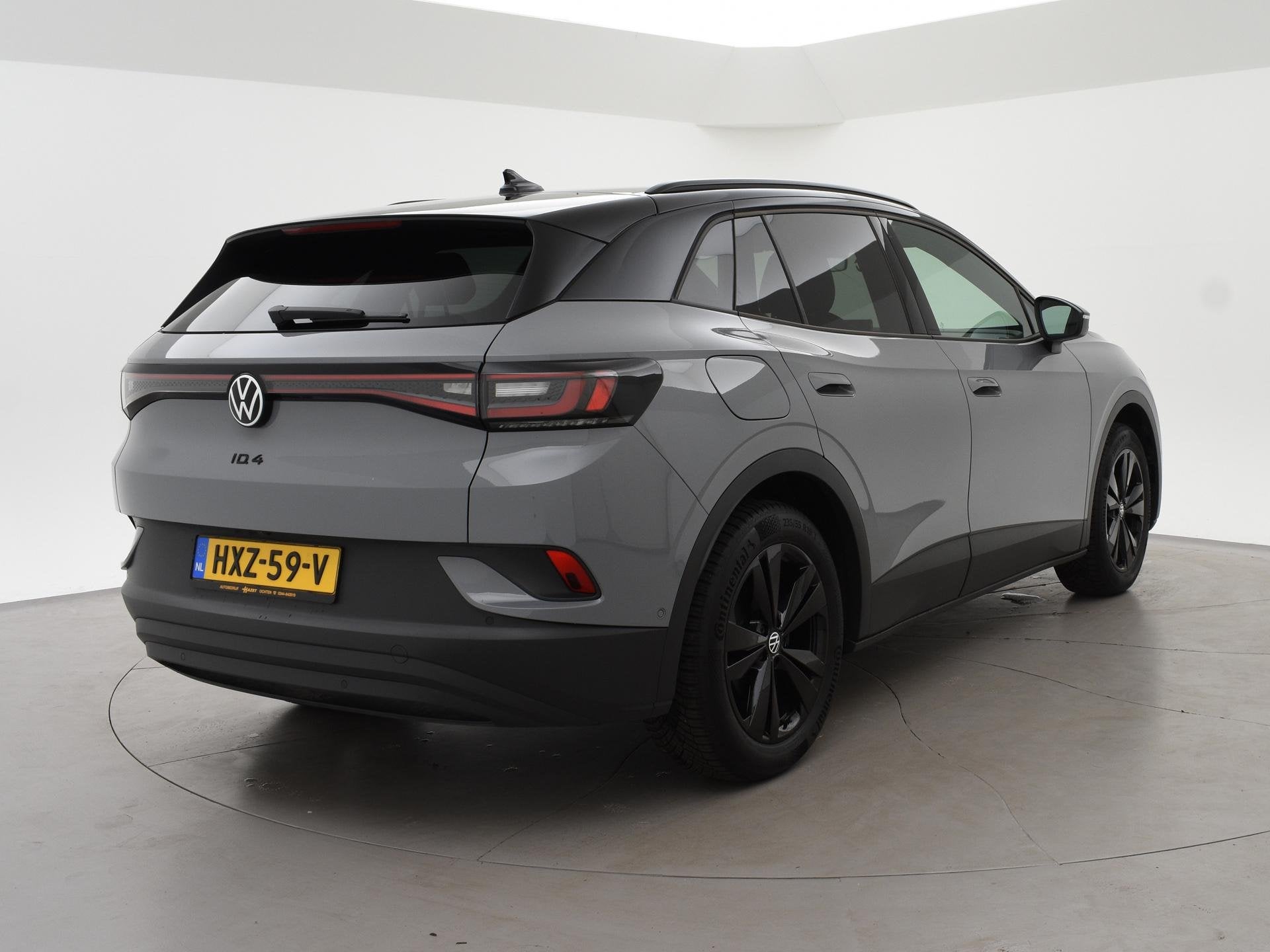 Volkswagen ID.4 LIMITED EDITION 52 kWh + SFEERVERLICHTING |, Auto's, Automaat, Achterwielaandrijving, Gebruikt, 1878 kg