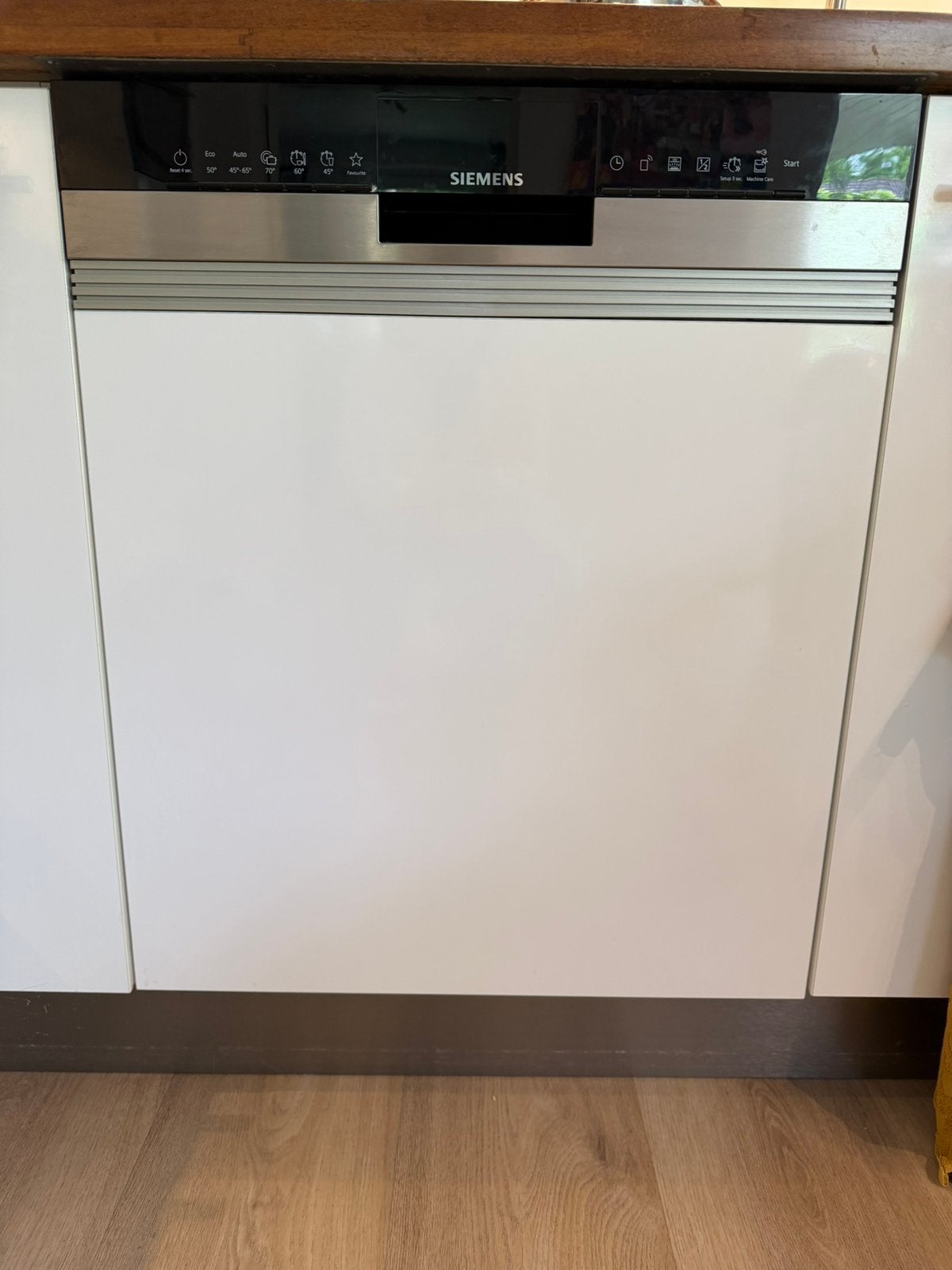 Siemens vaatwasser 1 jaar jong, Ophalen, Minder dan 85 cm, Energieklasse A of zuiniger, Zo goed als nieuw