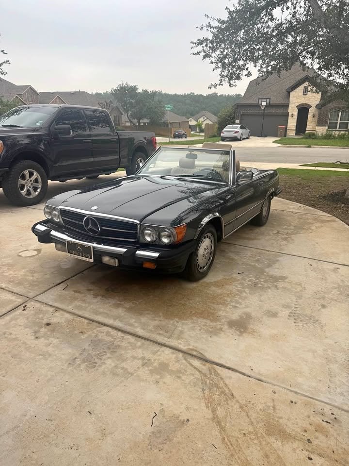 Mercedes-Benz SL-Klasse 560 SL (bj 1987, automaat), Auto's, Automaat, Beige, Cabriolet, Blauw