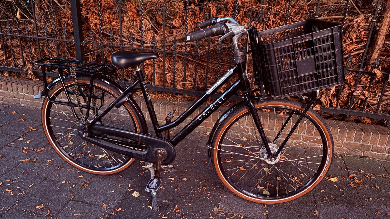 Gazelle damesfiets/ meisjesfiets 7 versn, nieuwe banden etc., Fietsen en Brommers, Fietsen | Dames | Damesfietsen, Ophalen, Versnellingen