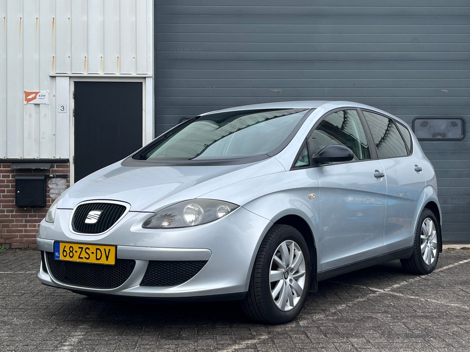 Seat Altea 1.6. Distributie riem vervangen, Apk, airco, Auto's, Seat, 1295 kg, 4 cilinders, Metallic lak, MPV