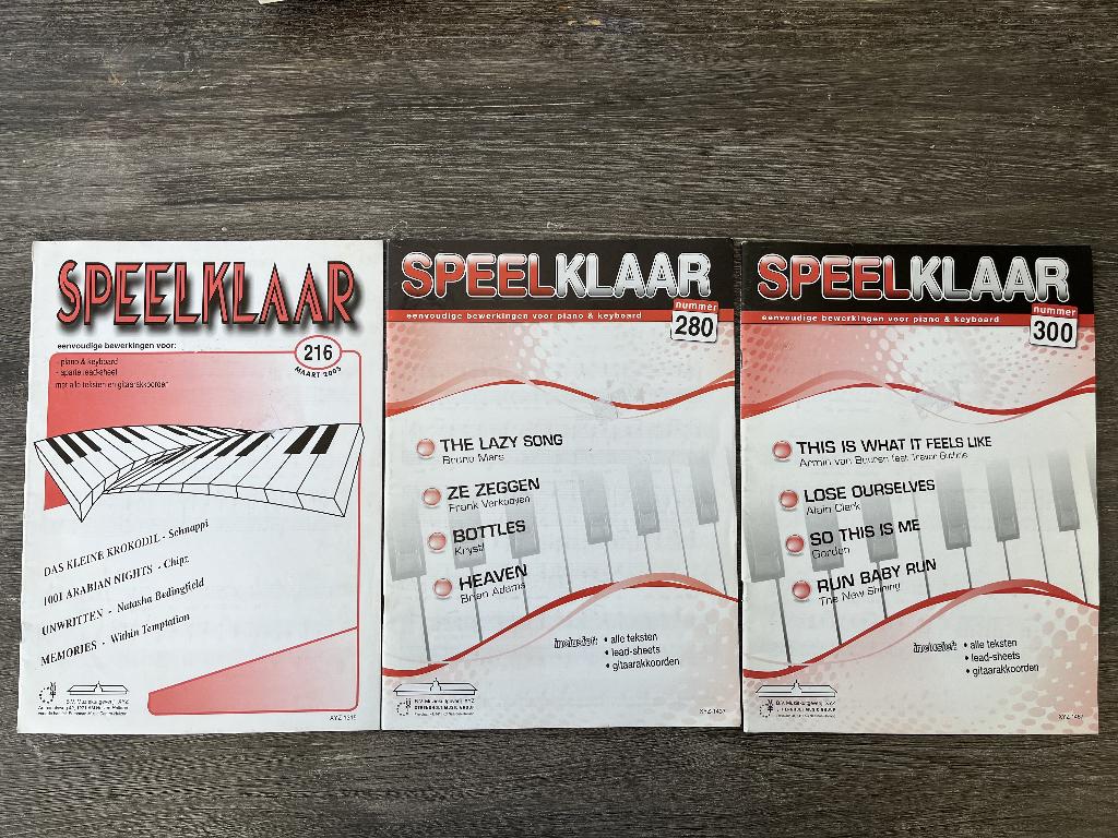 3 moderne piano boeken - Lazy Song, 1001 Arabian Nights, Klassiek, Les of Cursus, Ophalen of Verzenden, Zo goed als nieuw