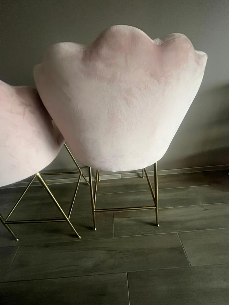2 Roze fluwelen Richmond barstoelen - velvet pippa, Huis en Inrichting, Barkrukken, Gebruikt, 90 cm of meer, Metaal, 2 krukken