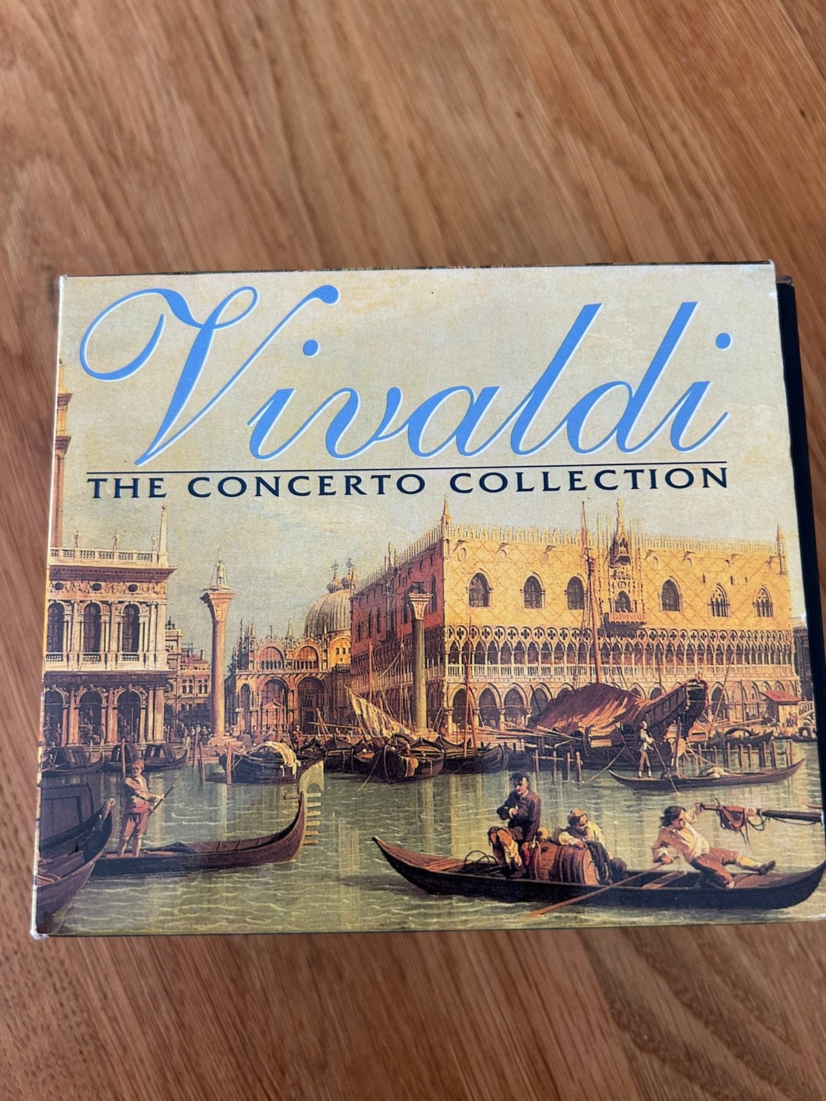 Vivaldi - The concerto collection (box met 8 cd’s), Boxset, Ophalen of Verzenden, Orkest of Ballet, Barok