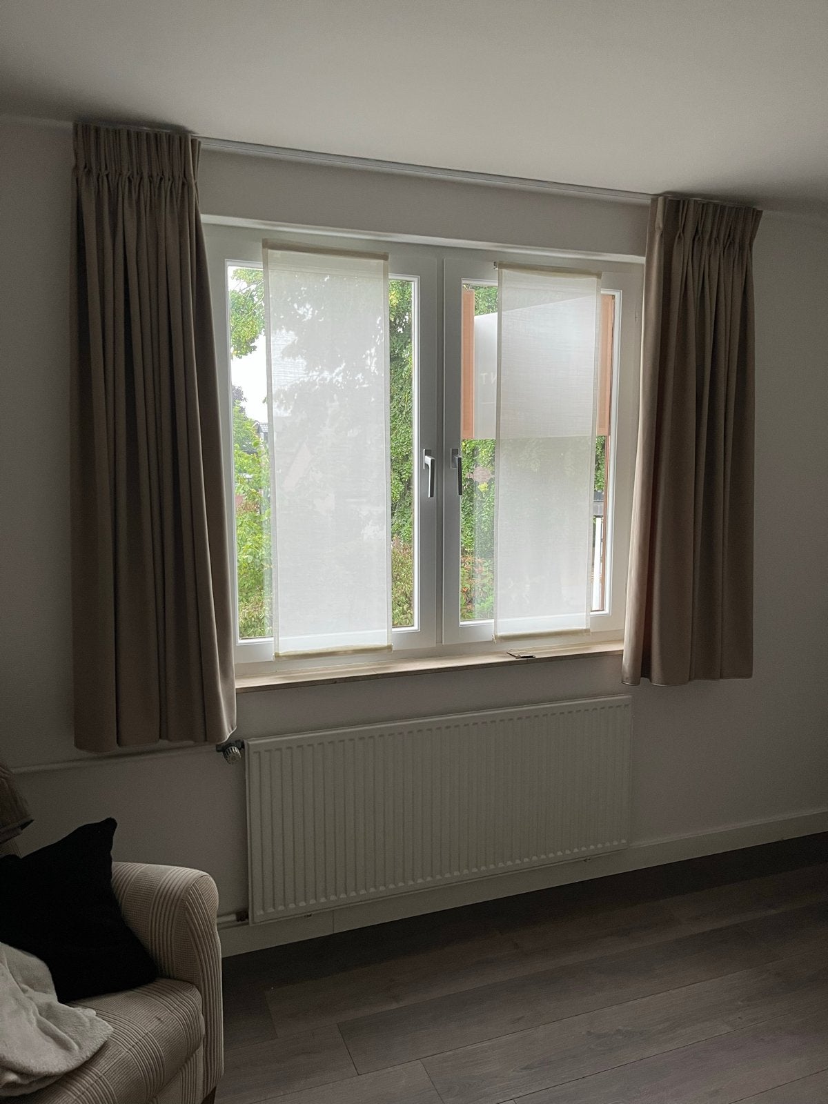 Mooie Brush Beige gordijnen, verduisterend, Huis en Inrichting, Stoffering | Gordijnen en Lamellen, Ophalen, Gebruikt, Verduisterend