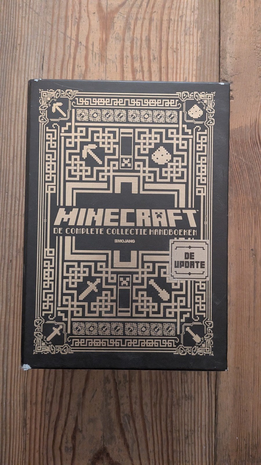 Minecraft Complete Collectie Handboeken (4 boeken), Ophalen of Verzenden, Zo goed als nieuw