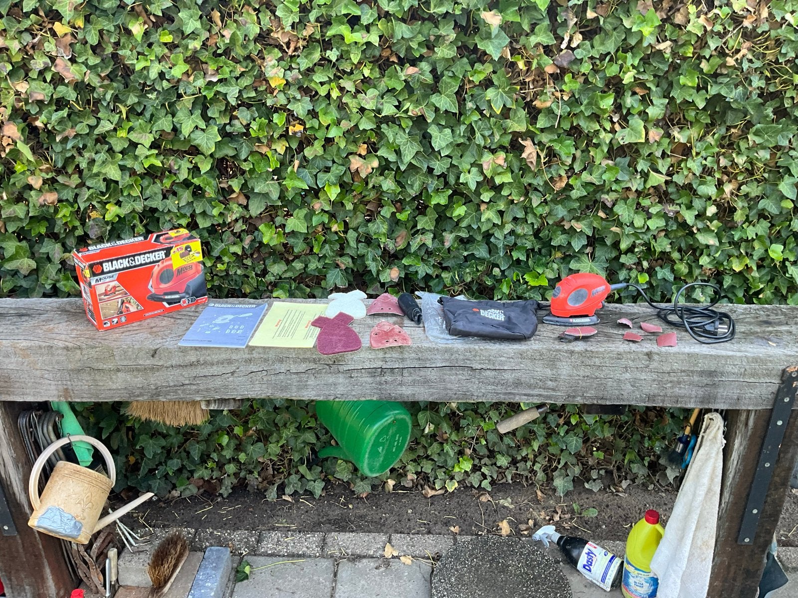 Black & Decker Mouse schuurmachine KA161BC - Zo goed als nie, Ophalen of Verzenden, Zo goed als nieuw, Minder dan 600 watt, Vlakschuurmachine