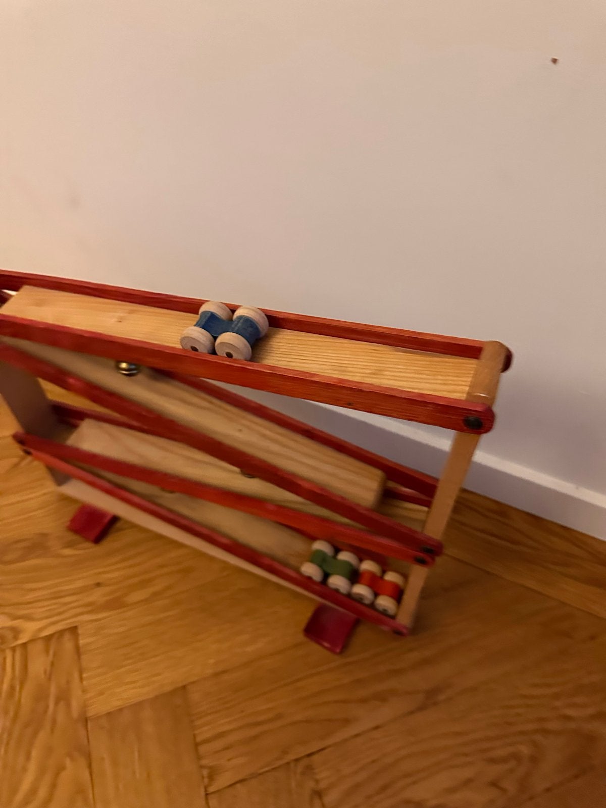 Retro houten knikkerbaan met auto's en belletjes, Ophalen of Verzenden, Gebruikt, Overige typen