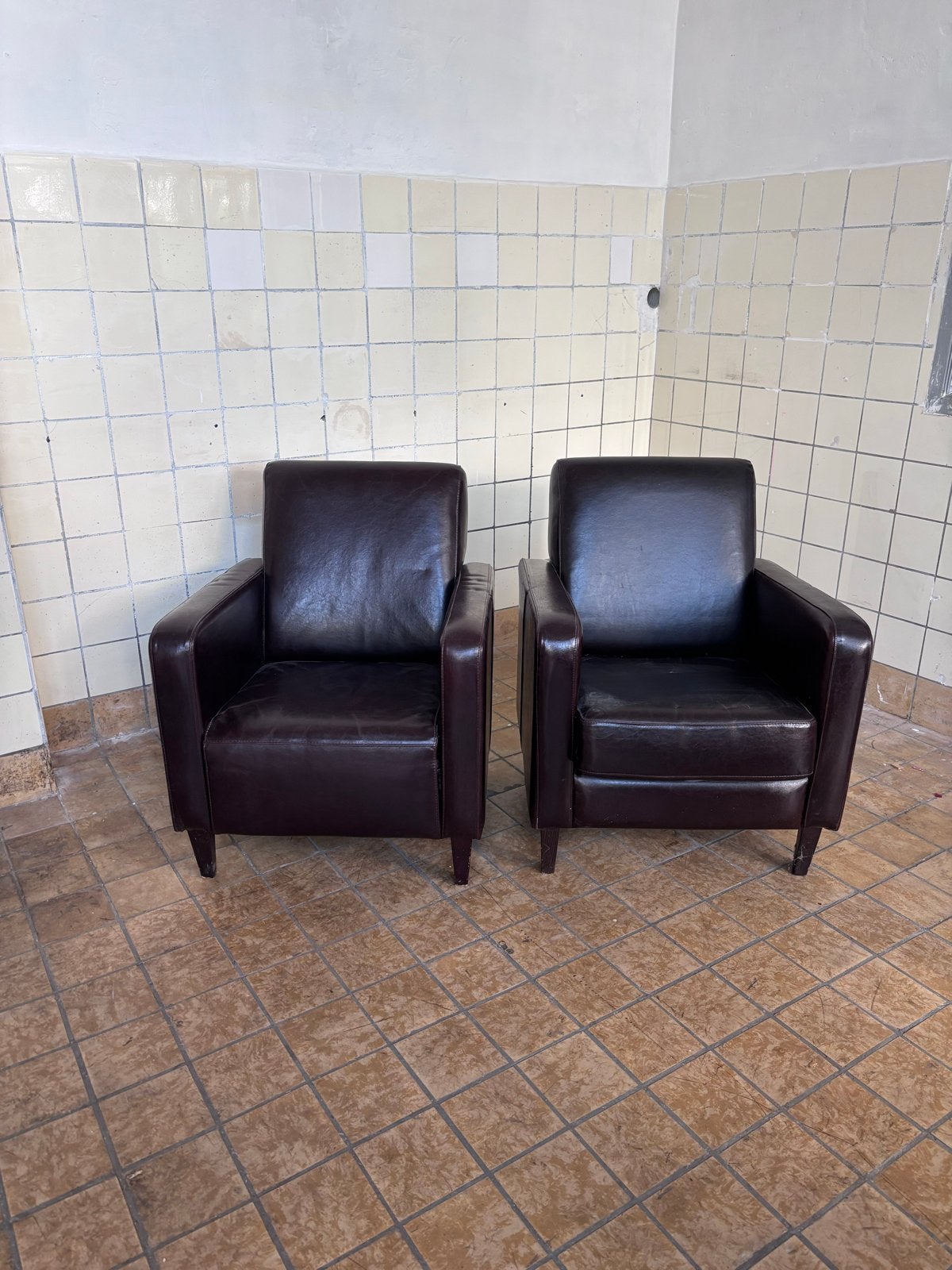 Bruin leren fauteuils (set van 2), Ophalen, Minder dan 50 cm, Gebruikt, Minder dan 75 cm