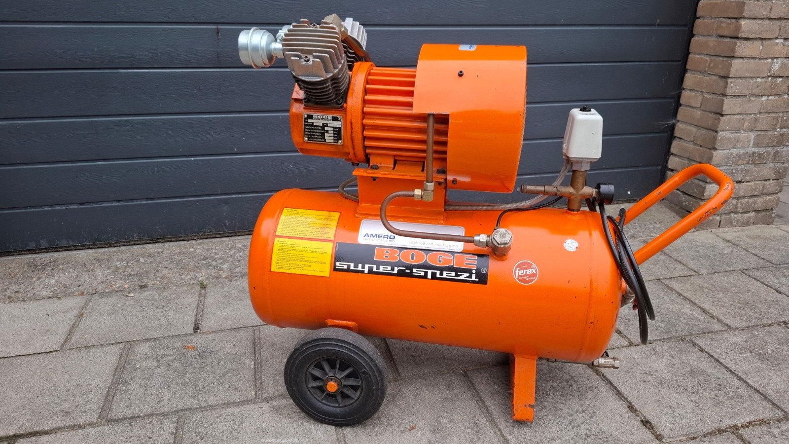 compressor 50 liter, Doe-het-zelf en Verbouw, Compressors, 25 tot 100 liter, Ophalen, Gebruikt, 200 tot 400 liter/min
