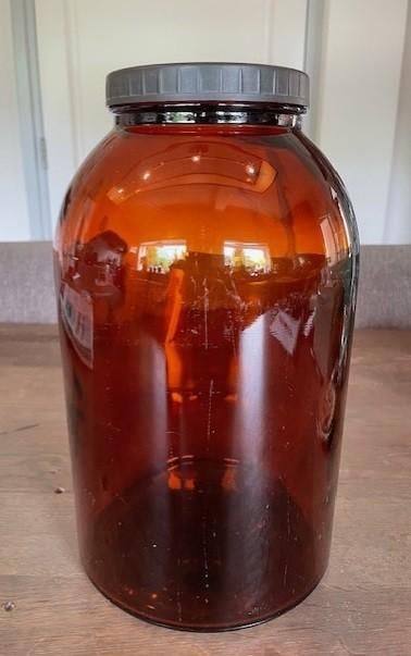 Antieke apothekerspot  amber met bakeliet deksel, Ophalen of Verzenden
