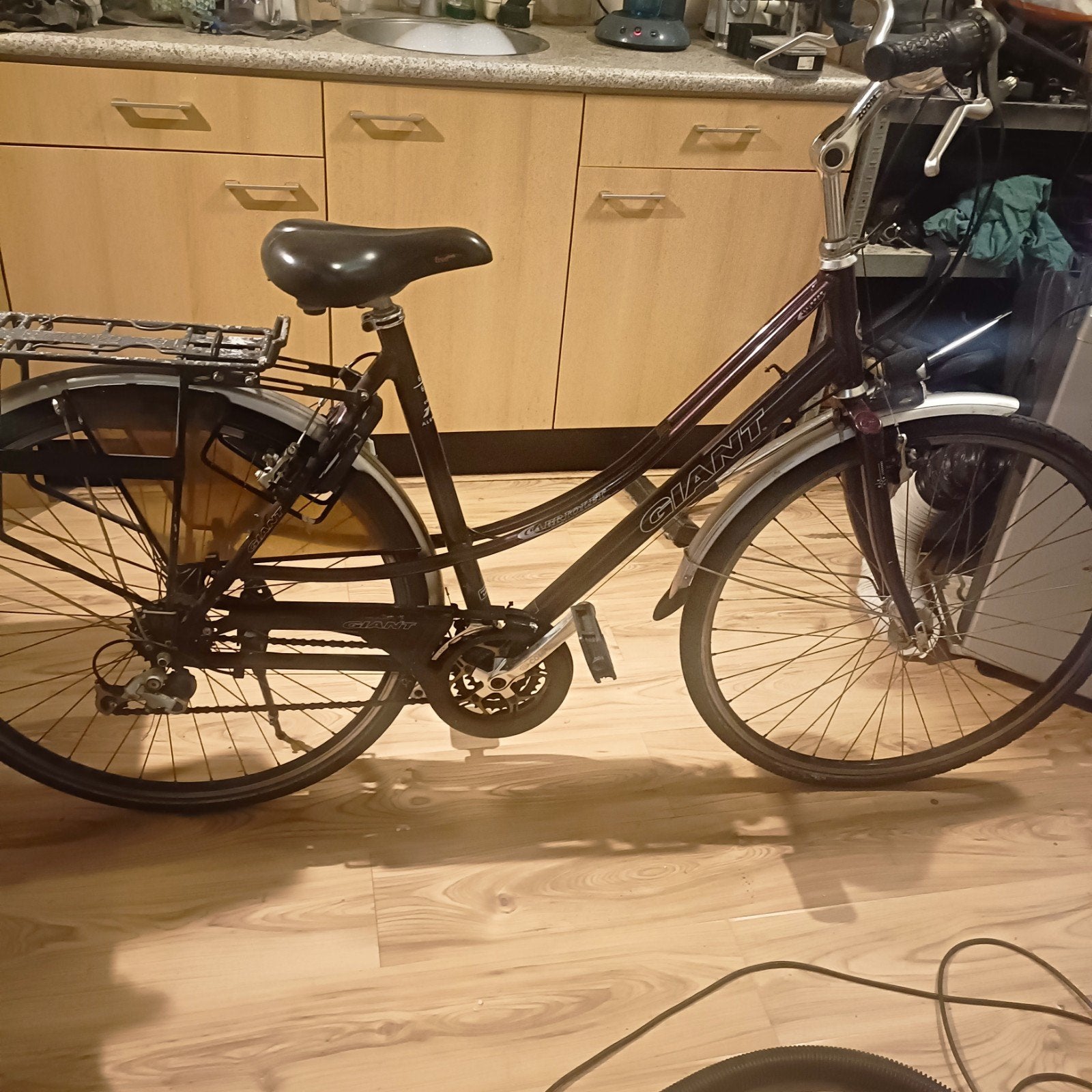 giant damesfiets, Fietsen en Brommers, Fietsen | Dames | Sportfietsen en Toerfietsen, Ophalen, 28 inch, Gebruikt, Velgrem
