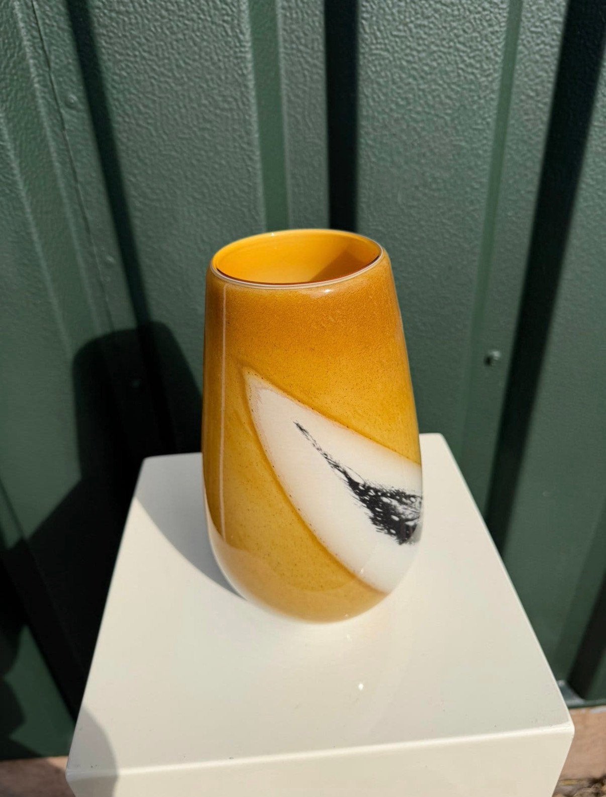 TS Glas-serie met de mond geblazen- jazz marbel ocher, Tuin en Terras, Ophalen, Overige materialen, Rond, Zo goed als nieuw