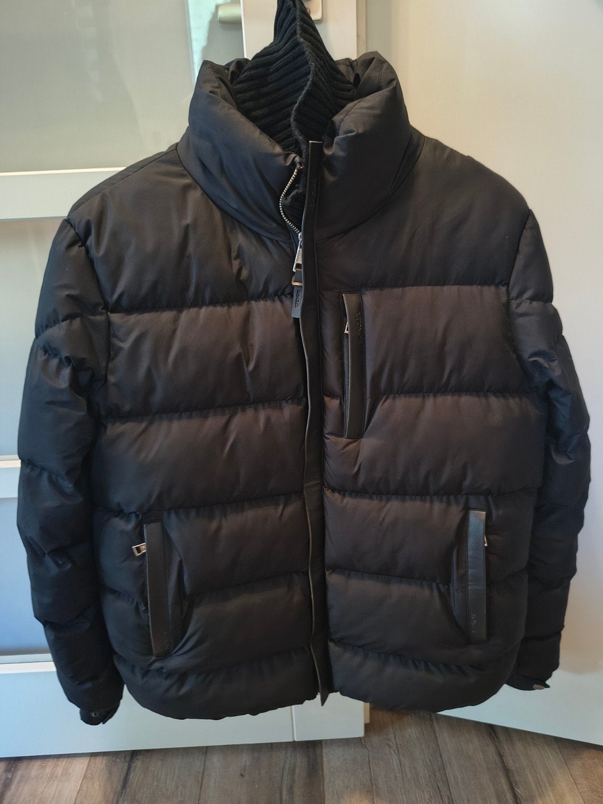 Winterjas Moncler zwart puffer., Ophalen, Zo goed als nieuw, Zwart
