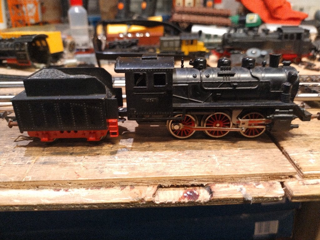 Fleischmann locomotief met tender, Gebruikt, Fleischmann, Ophalen of Verzenden, Analoog