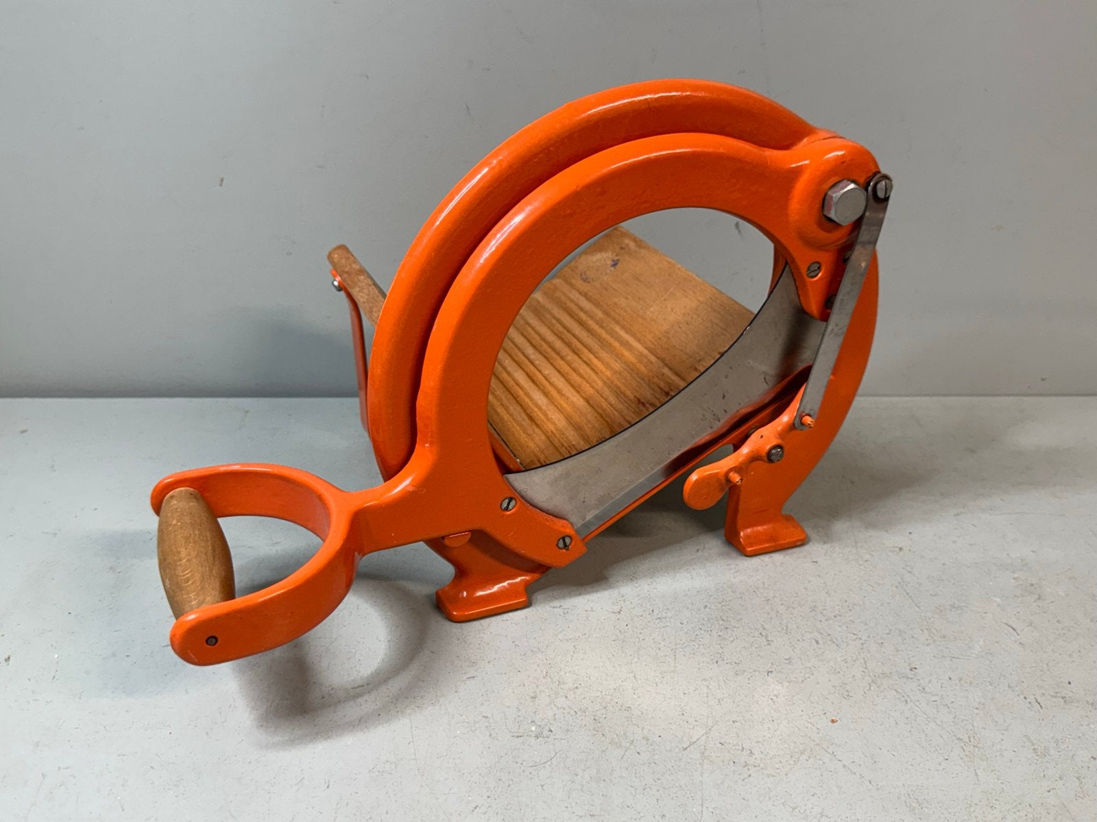 Vintage Oranje Deens Design Raadvad Broodsnijmachine, Ophalen of Verzenden