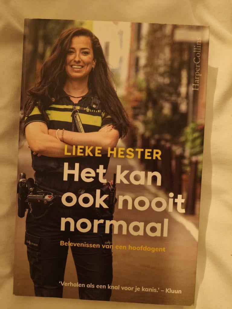 Het kan ook nooit normaal - Lieke Hester (Hoofdagente), Ophalen of Verzenden, Zo goed als nieuw, Lieke Hester, Overige