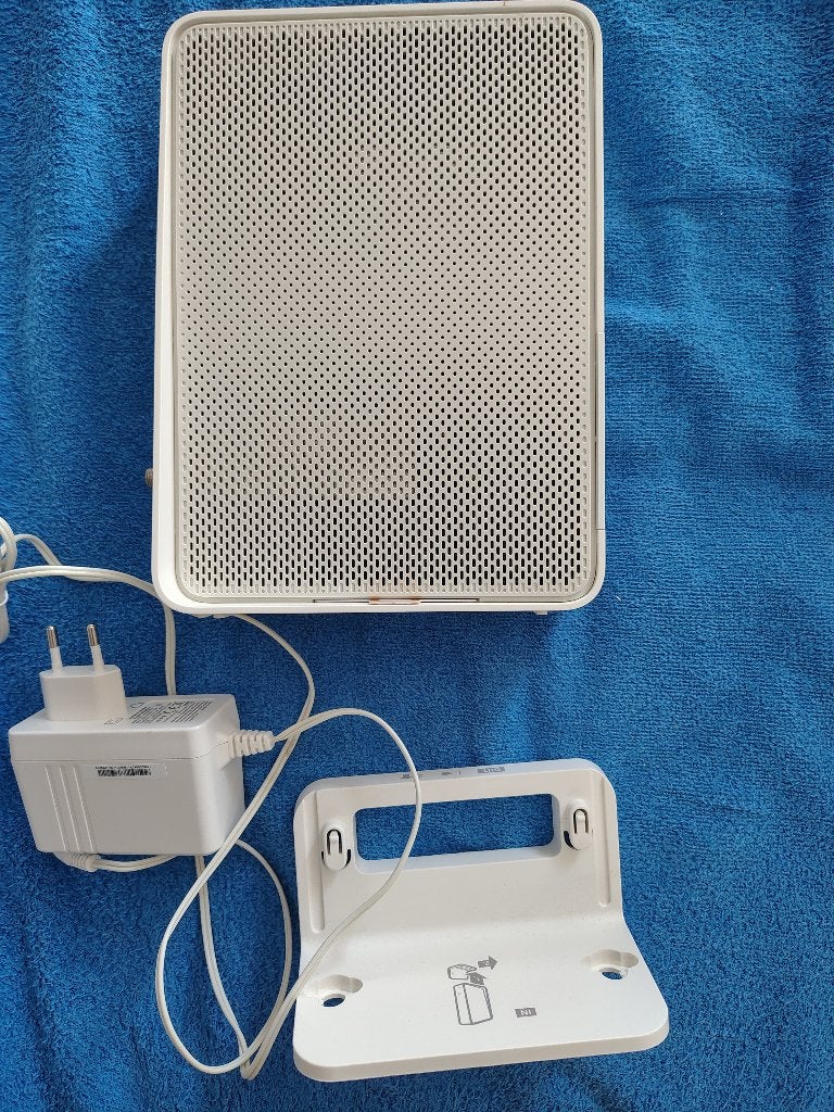 Ziggo modem CH7465LG-ZG € 10,00, Computers en Software, Routers en Modems, Ophalen of Verzenden, Nieuw, Router met modem, Ziggo