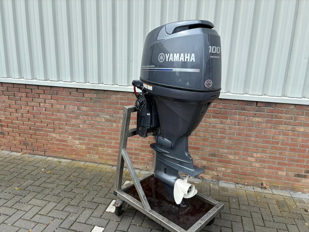Yamaha 100 pk 4 takt EFI, bj 2010, Powertrim, vaarklaar !, Watersport en Boten, Buiten- en Binnenboordmotoren, Viertaktmotor, Ophalen of Verzenden