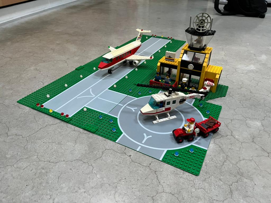 Lego vliegveld 6392, Gebruikt, Lego, Ophalen of Verzenden, LEGOLAND