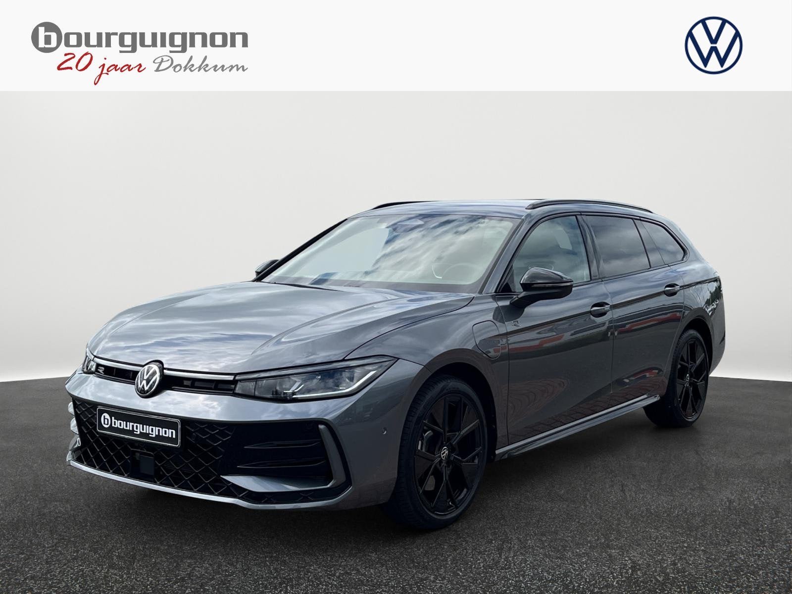 Volkswagen Passat Variant 1.5 eHybrid R-Line Business | Trek