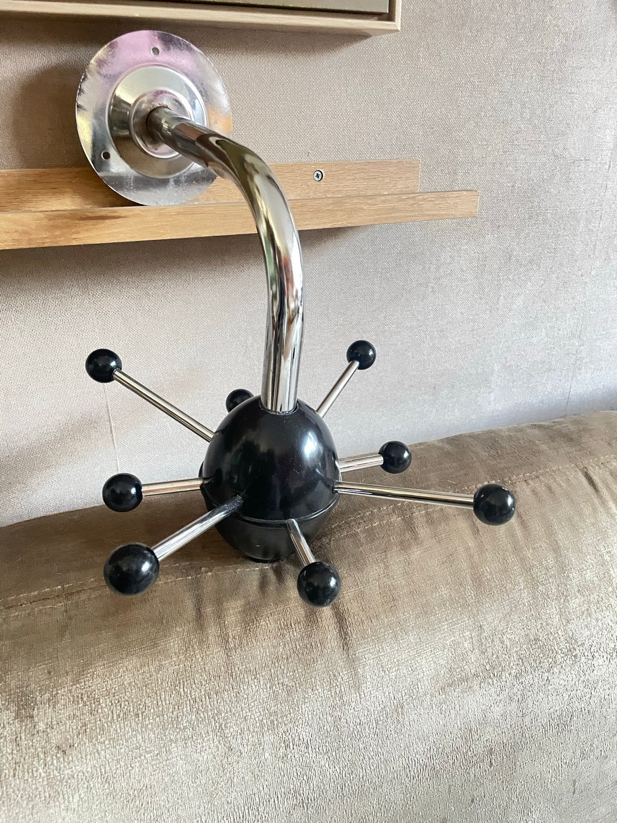 Vintage Sputnik kapstok - Jaren '70 design, Ophalen of Verzenden, Gebruikt, Metaal, Wandkapstok