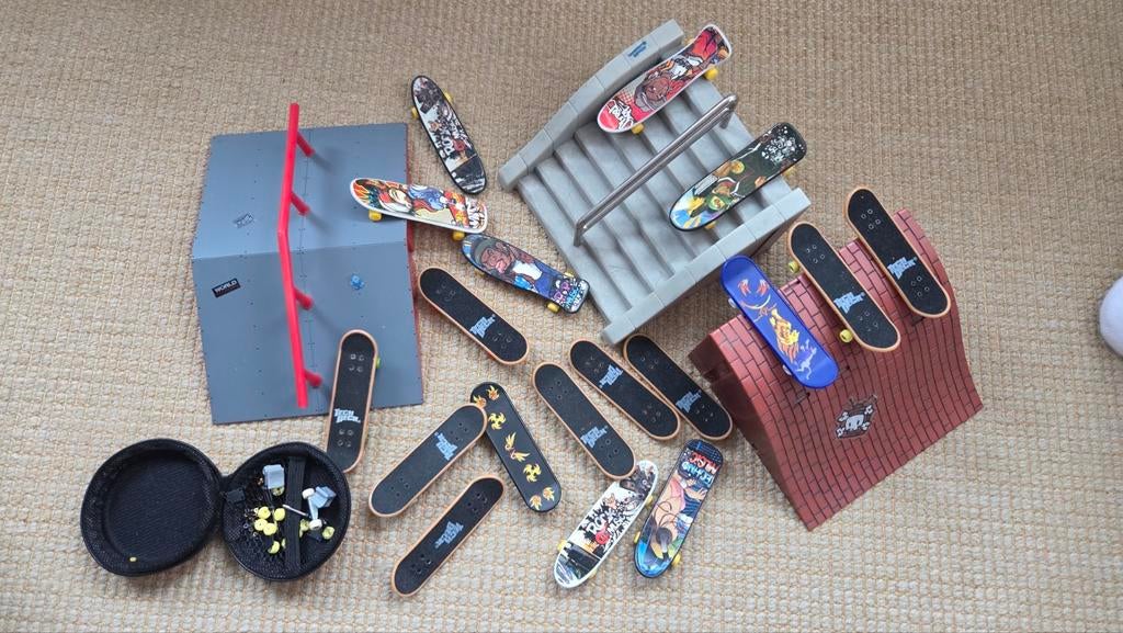 Grote set Tech Deck fingerboards en skatepark onderdelen, Ophalen of Verzenden, Gebruikt, Overige merken
