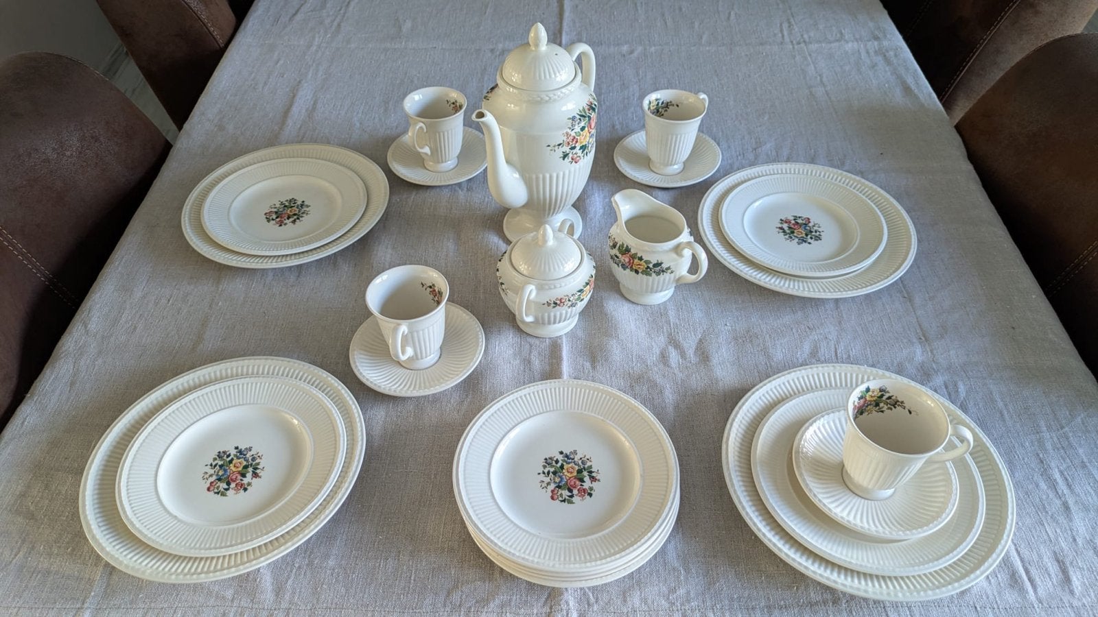 Wedgwood Conway servies - compleet theeservies en meer, Antiek en Kunst, Ophalen of Verzenden