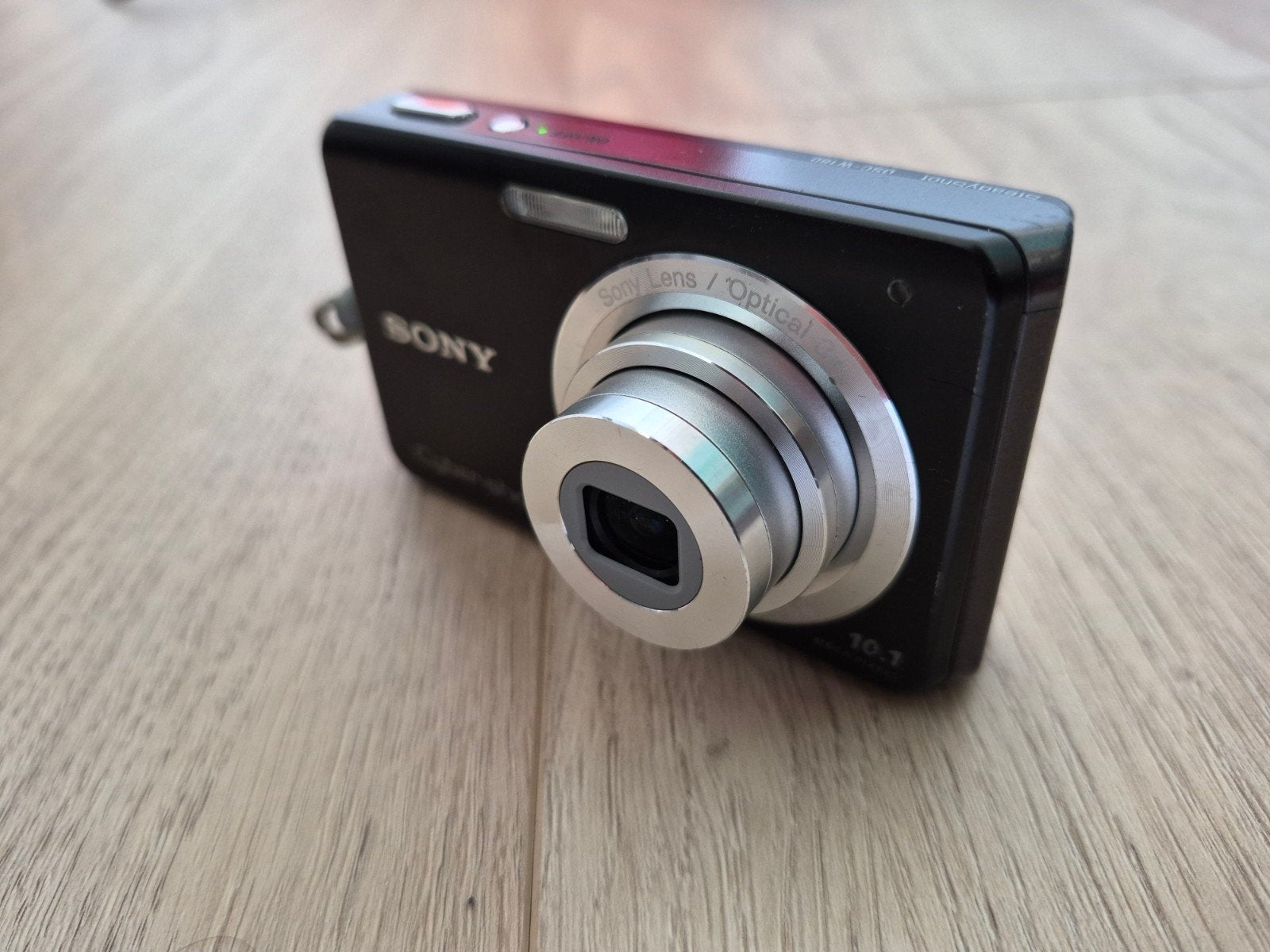 Sony Cybershot DSC-W180 Compactcamera met oplader, Gebruikt, 10 megapixels, Compactcamera, 4 t/m 7 keer