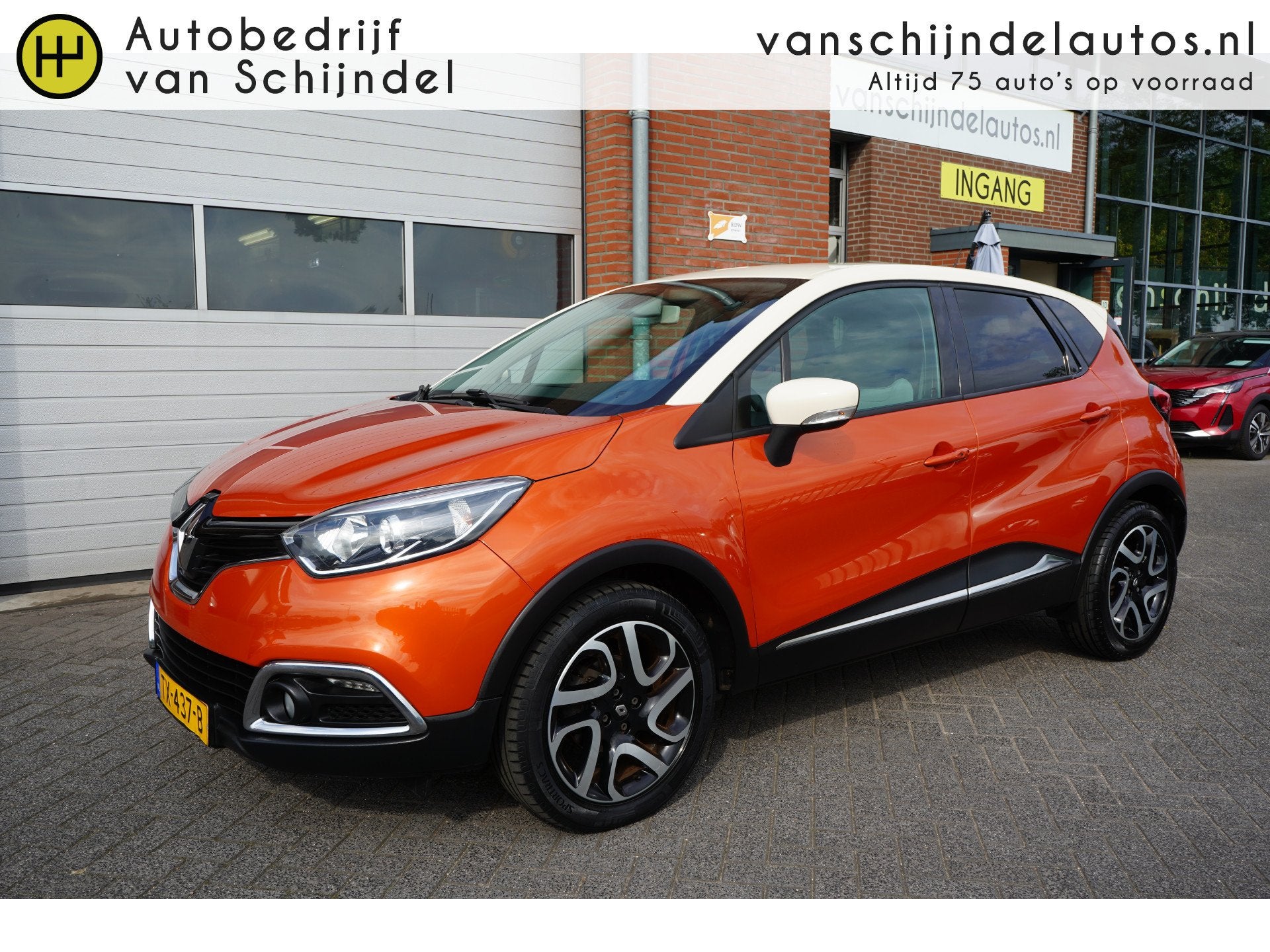 Renault Captur 0.9 TCE DYNAMIQUE TWO TONE NAVIGATIE 17INCH E, Auto's, Voorwielaandrijving, Stof, Gebruikt, Zwart