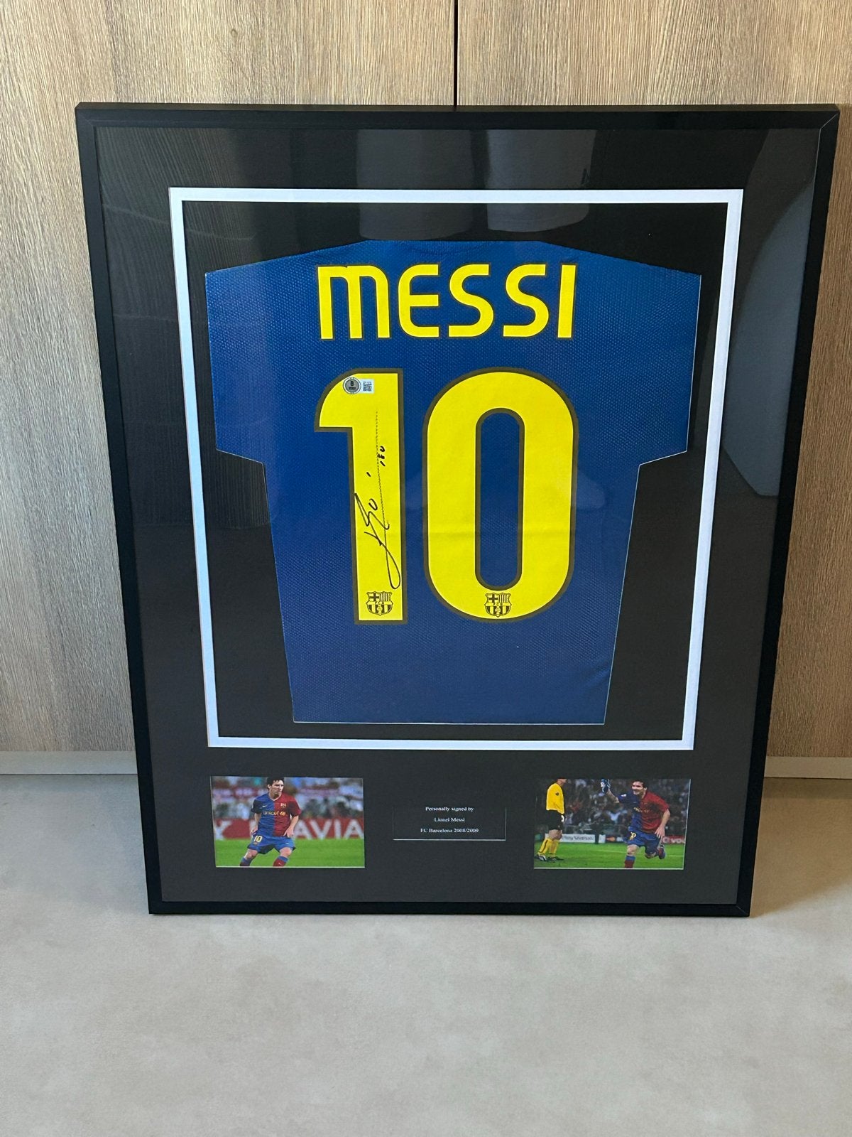 Gesigneerd Messi shirt 08/09 met COA Beckett, Verzamelen, Sportartikelen en Voetbal, Ophalen of Verzenden, Zo goed als nieuw, Buitenlandse clubs