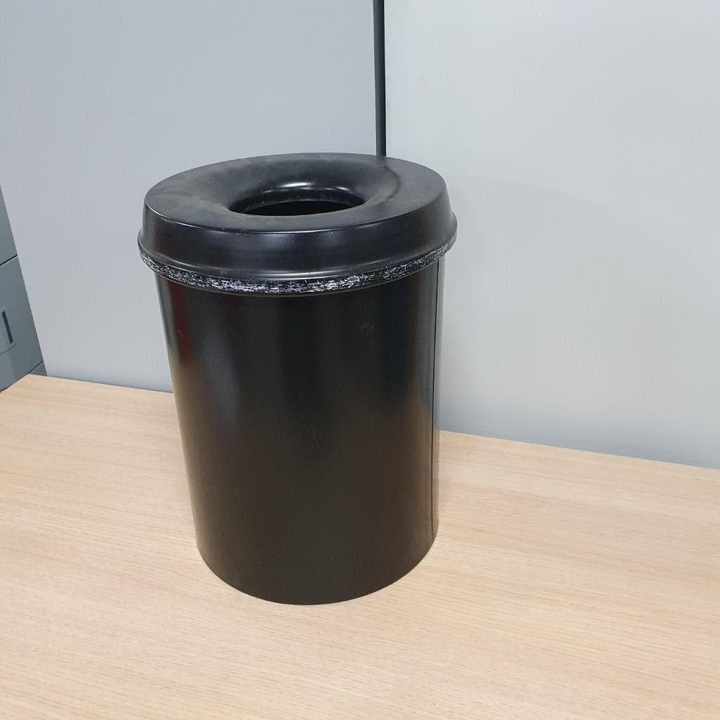 Vlamdovende metalen afvalbak zwart - 18 liter, 10 tot 20 liter, Ophalen, Gebruikt, Metaal