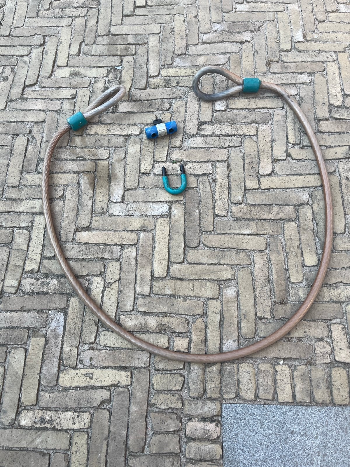 Slot met dikke kabel voor bijv. Boot, Ophalen, Gebruikt, Overige typen