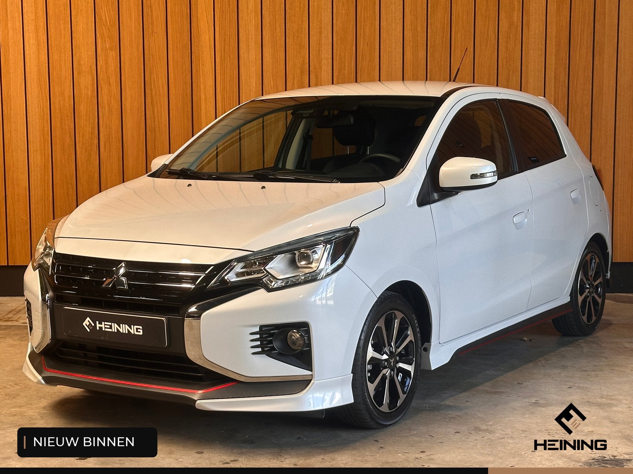 Mitsubishi Space Star 1.2 Instyle, Gebruikt, Leder en Stof, Wit, Origineel Nederlands