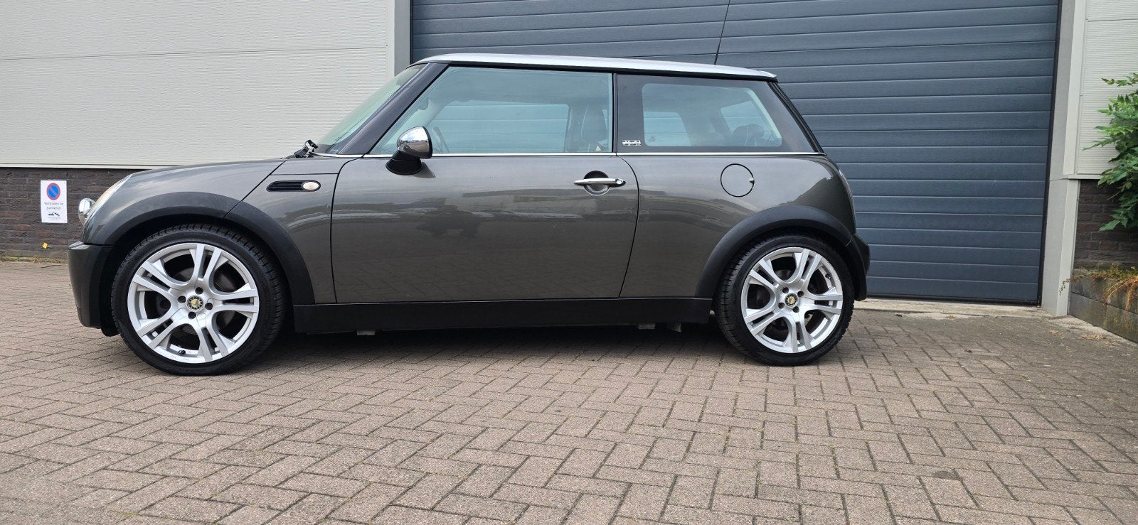 Mini 1.6 16V Cooper 2005 Grijs, PARK LANE, Voorwielaandrijving, Zwart, 4 cilinders, 4 stoelen
